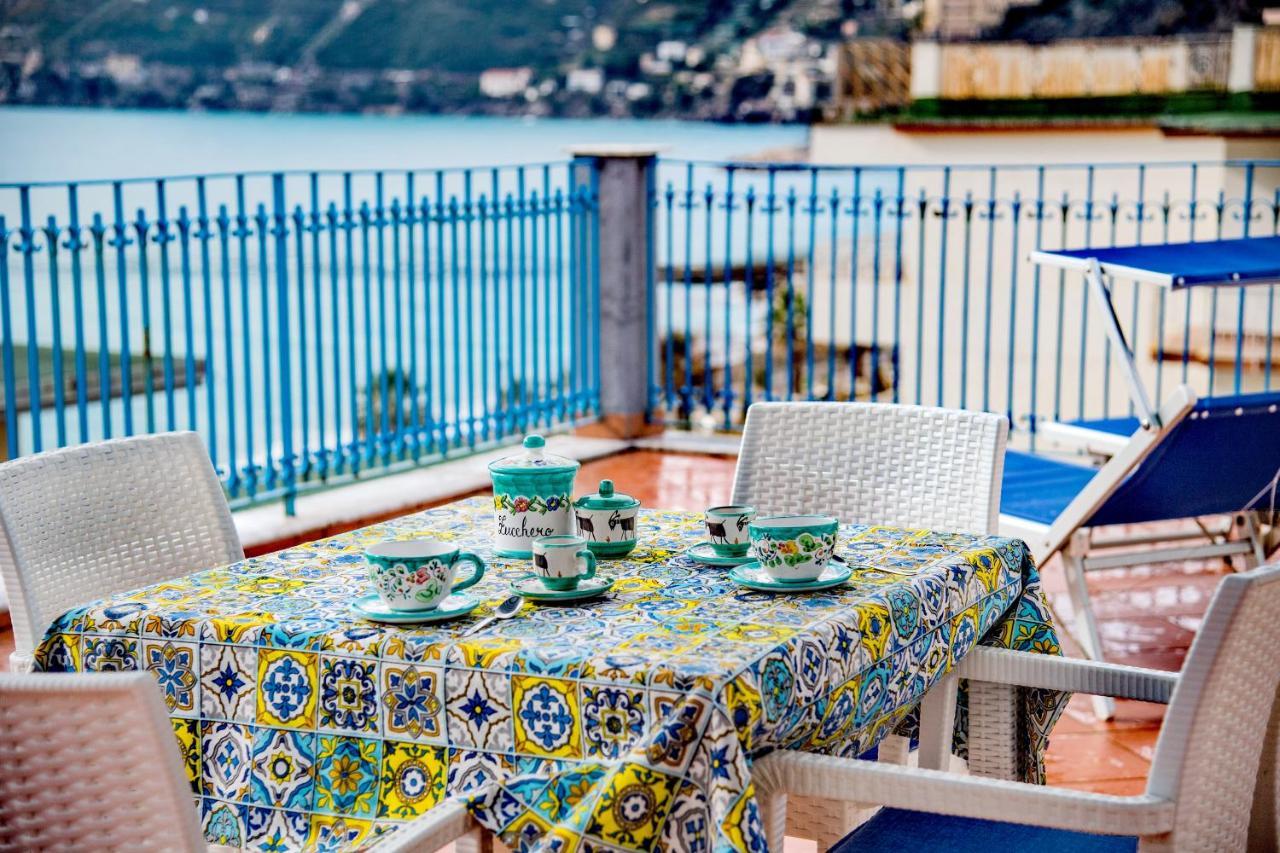A Terrace On The Sea Apartment Майори Екстериор снимка