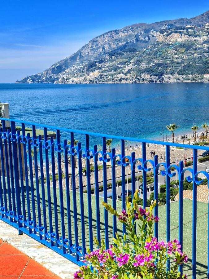 A Terrace On The Sea Apartment Майори Екстериор снимка